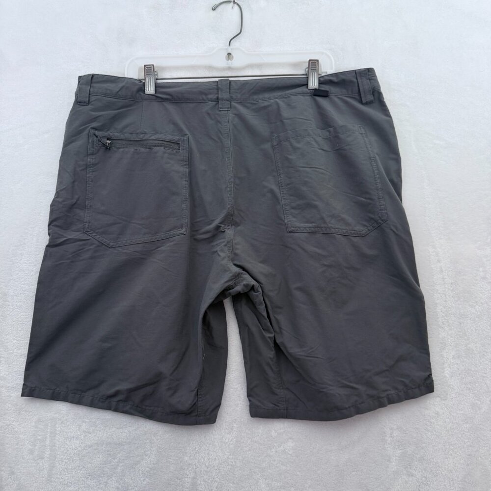Patagonia Quandary Shorts Mens 40 Gray Performance Hiking Cargo Zipper Pocket - Picture 10 of 10